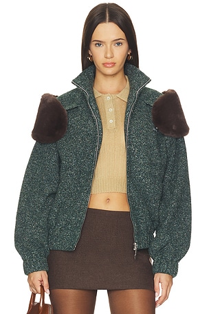 Decorative Faux Fur Loose Coat Shushu/Tong