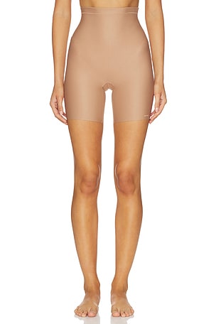 Body Cs Mid Rise Short SKIMS