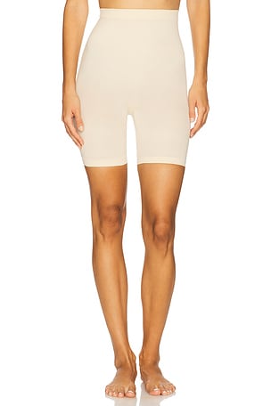 Seamless Sculpt Mid Thigh Short SKIMS