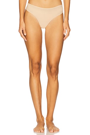 Fits Everybody Thong SKIMS