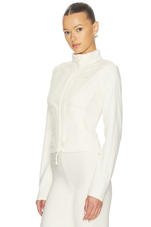 SKIMS Lounge Fleece Fitted Jacket in Cream