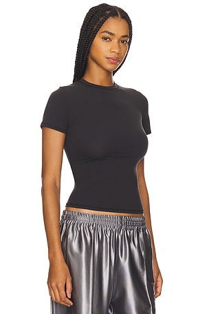 SKIMS Fits Everybody T-Shirt in Black