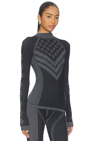 SKIMS First Layers Half Zip Long Sleeve in Black,White