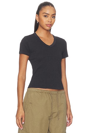 SKIMS Worn in Jersey Baby V Neck Tee in Black