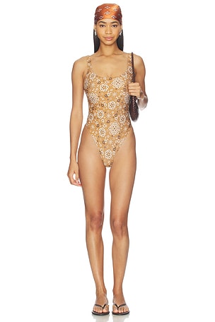 SIGNATURE SWIM 스쿱 넥 원피스 SKIMS