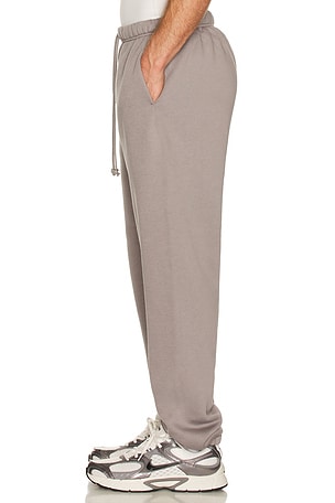 SKIMS Relaxed Jogger in Grey