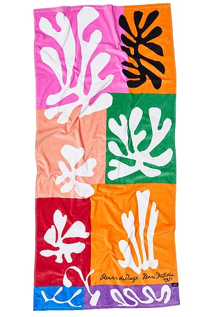 Snow Flowers Towel Slowtide