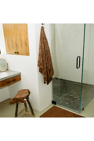 Slowtide Sunny Sculpted Bath Towel in Brown