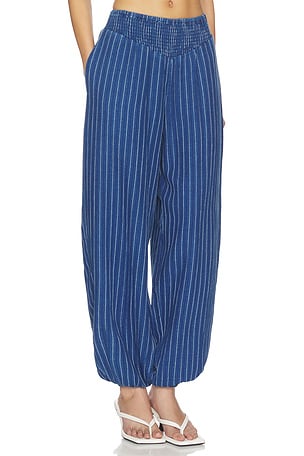 Steve Madden Tillie Pant in Navy