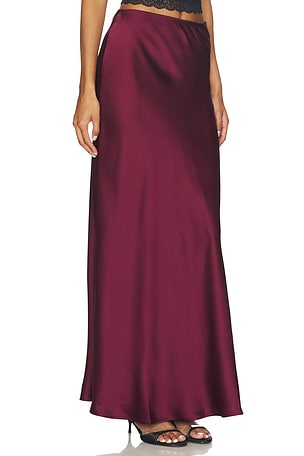 Steve Madden Jeannie Skirt in Wine