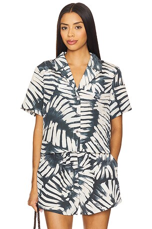 Sandra Top Steve Madden