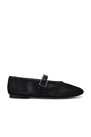 Dreaming Flat Steve Madden