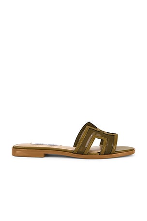 Steve Madden Hadyn Mesh Sandal in Olive