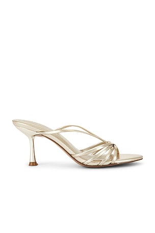 Edna Sandal Steve Madden