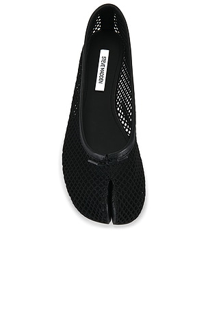 CALICO MESH 플랫 Steve Madden