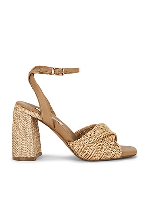 Mandy Sandal Steve Madden