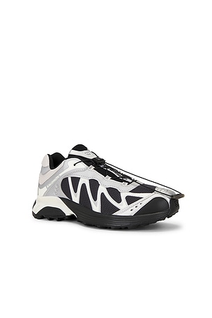 Salomon Xt-whisper in Black, Silver, & Vanila in Black