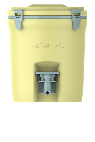 The Fast-flow Water Jug STANLEY
