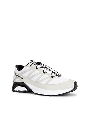 Salomon Xt-pathway 2 Sneaker in White. Size Mens 9.5 / Womens 10.5. Also