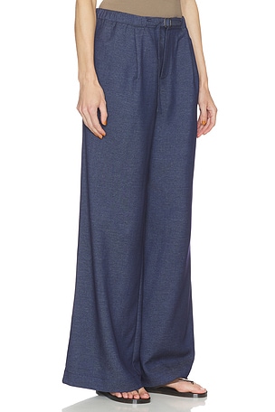 SOVERE Aven Pant in Navy