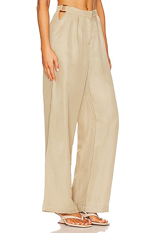 SOVERE Faraway Pant in Beige