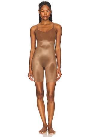 Shape Invisible Shaping Closed Bust Mid-thigh Bodysuit SPANX