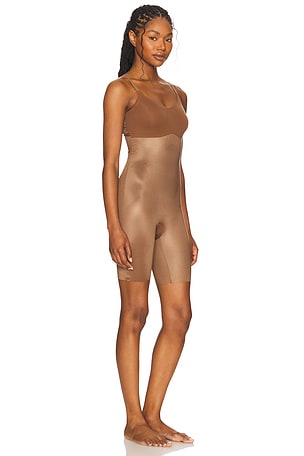 SPANX Shape Invisible Shaping Closed Bust Mid-thigh Bodysuit in Chocolate. Size XS. Also