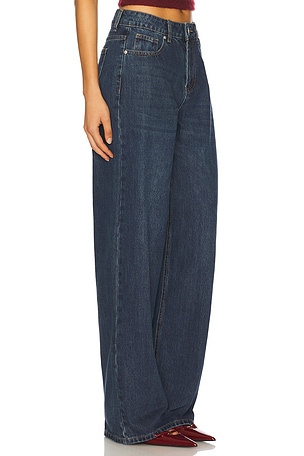 superdown Musette Jeans in Blue. Size 30. Also