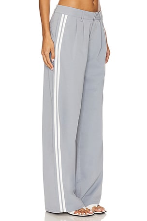 superdown Katherine Trouser in Light Grey