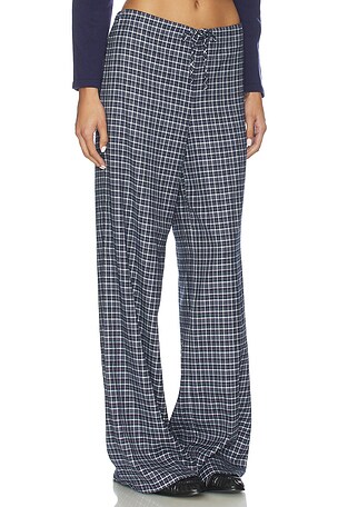 superdown Gwendolyn Drawstring Pant in Navy