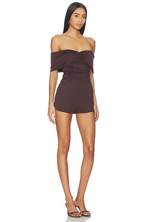 superdown Cher Off Shoulder Romper in Brown. Size XXS. Also