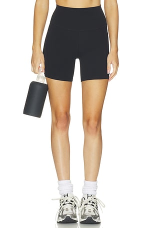 Airweight High Waist Pocket Short 6" Splits59