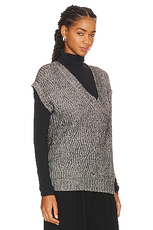 Stitches & Stripes Hudson Vest in Grey