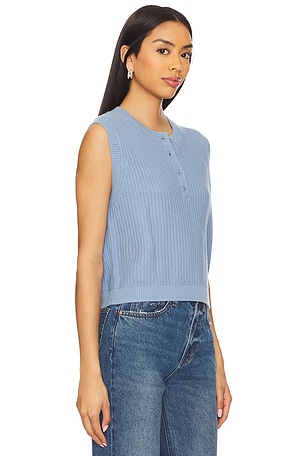 Stitches & Stripes Frampton Henley Vest in Baby Blue