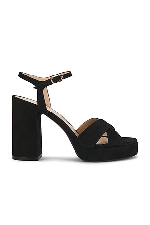 Dayna Platform Sandal Stuart Weitzman