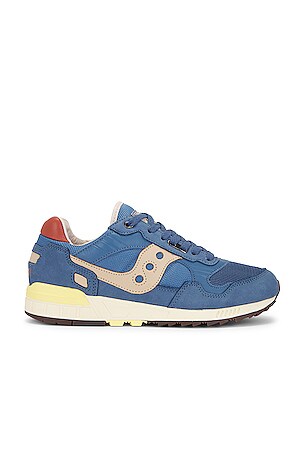 Saucony Shadow 5000 Sneaker in Denim REVOLVE
