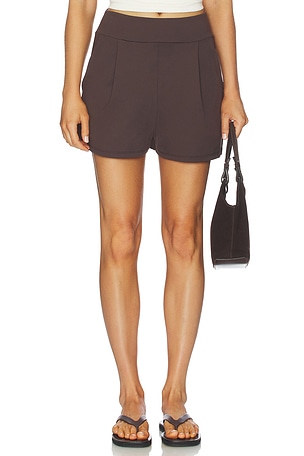 Essential Pleated Short Susana Monaco