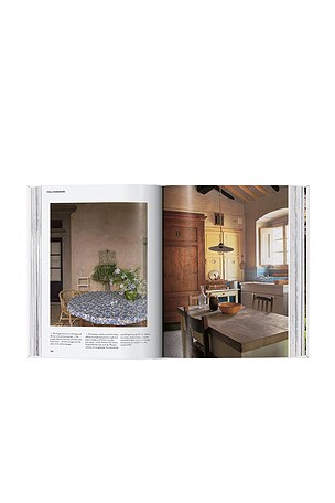 TASCHEN Living in Tuscany 40th Anniversary Edition in Blue
