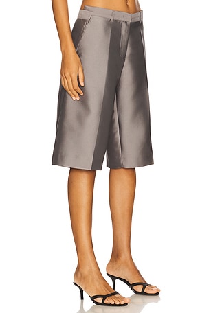 The Garment Ambra Shorts in Smoke in Grey