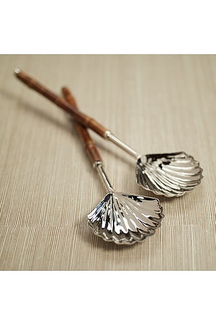 The Favorites The Colony Server Set in Metallic Silver