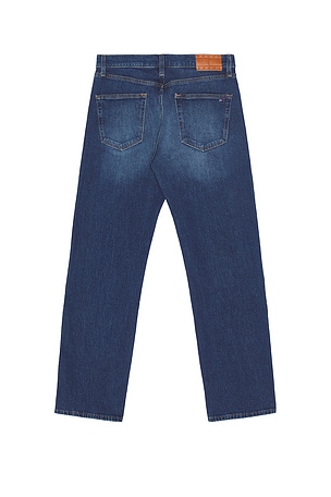 Tommy Jeans Otis Regular Straight Jeans in Blue. Size 38. Also