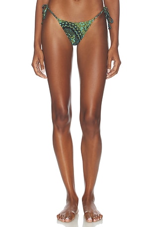 Praia Bikini Bottom Tropic of C