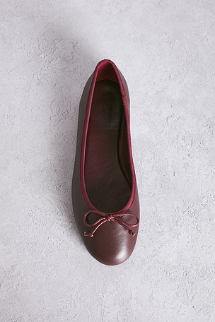 Comma Ballet Flat Tony Bianco