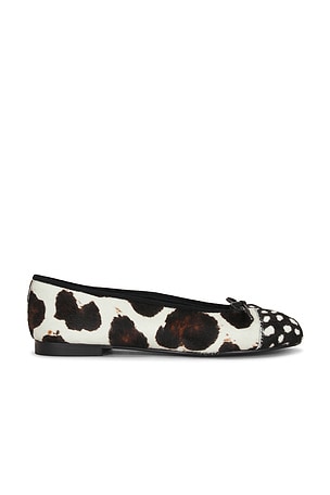 Robyn Flat Tony Bianco