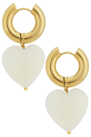 Timeless Pearly Lovely Earrings in Metallic Gold