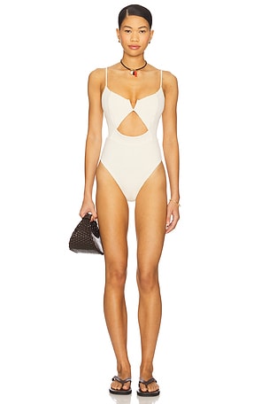 Callista One Piece Tularosa