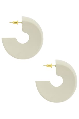 Uncommon Matters Sculpted Creole Earrings in Ivory