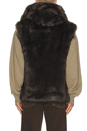 Unreal Fur Blue Ridge Vest in Grey. Size XL/1X. Also