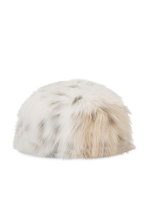 Natasha Hat Unreal Fur