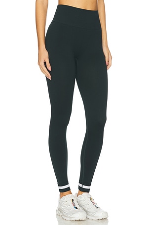 THE UPSIDE Form Seamless 25in Midi Pant in Green